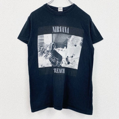 古着 used　NIVANA　BLEACH　半袖バンドプリントTシャツ　ロック　レトロデザイン　クルーネック　黒　ブラック　