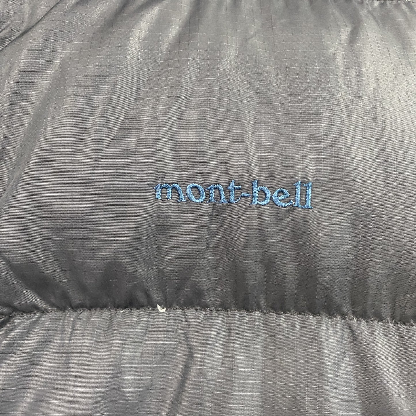 Mont-bell　モンベル　リバーシブルダウンジャケット　ダウン90％　紺　ネイビー　黒　ブラック　Mサイズ