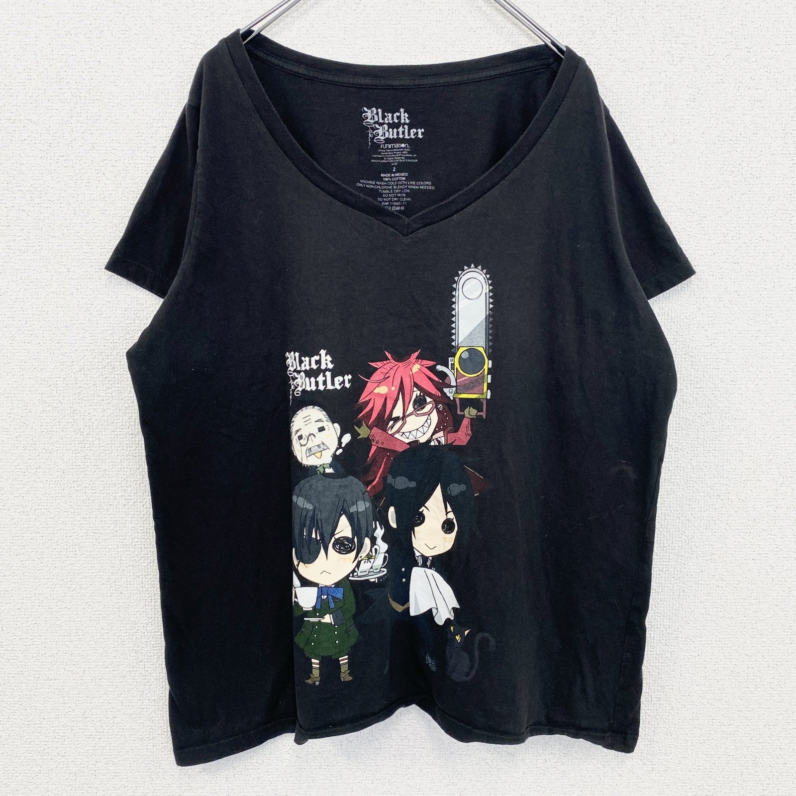 古着 used　黒執事　Black Butler　セバスチャン　メキシコ製　半袖キャラクタープリントTシャツ　Vネック　ブラック
