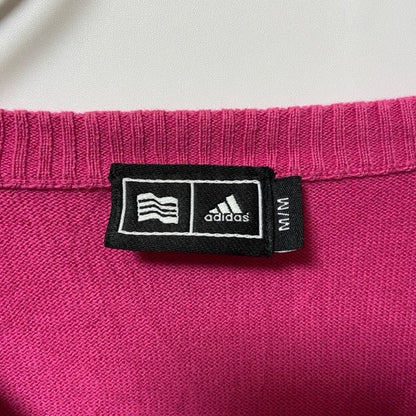古着 used　adidas アディダスゴルフ　長袖Vネックニット　セーター　ワンポイントロゴ刺繍　ピンク　3本ライン　Mサイズ