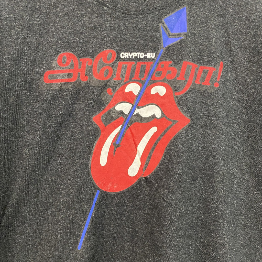 古着 used　ローリングストーンズ　半袖バンドプリントTシャツ　レトロデザイン　クルーネック　口　舌　黒　ブラック　Mサイズ