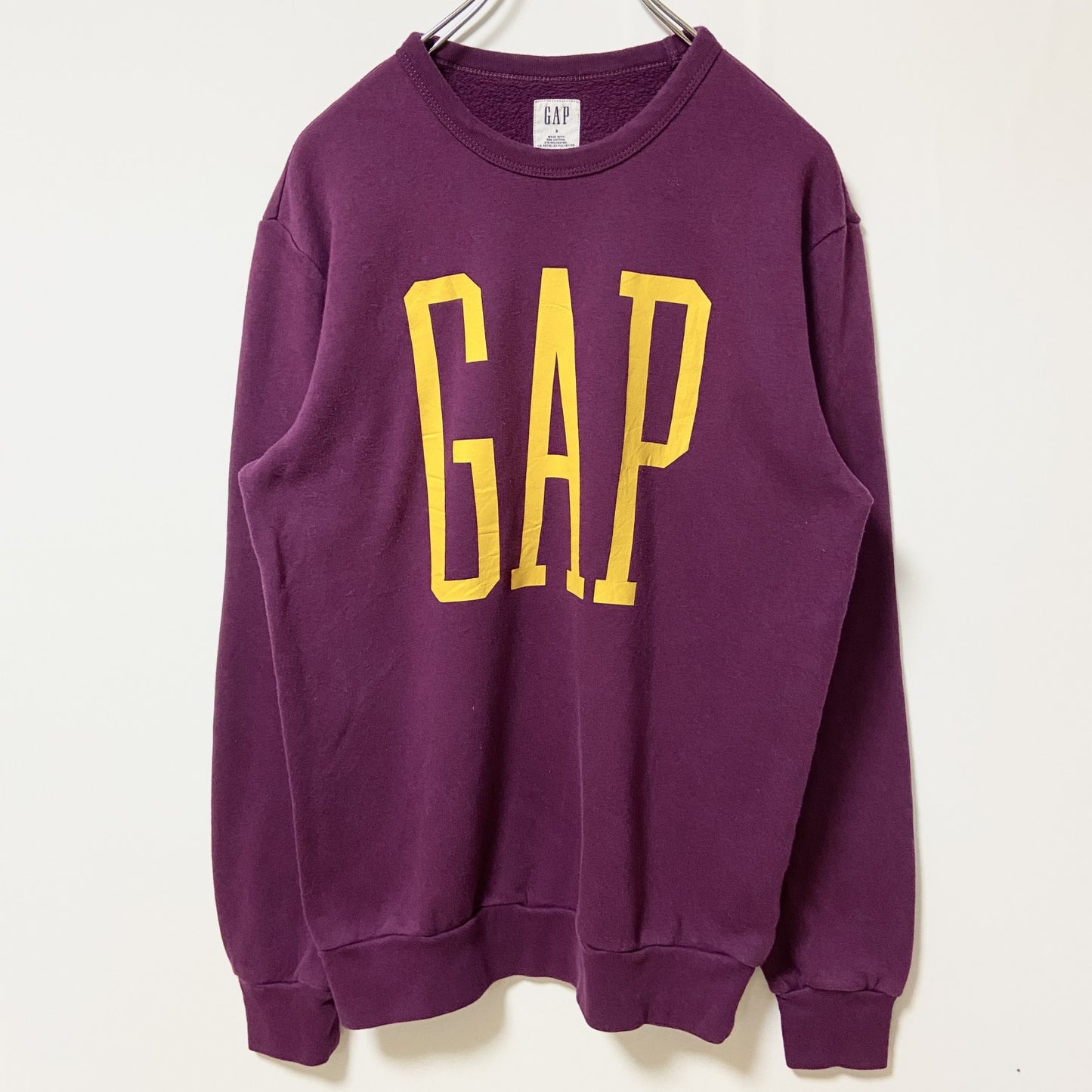古着 used　GAP ギャップ　長袖スウェット　トレーナー　ビックロゴプリント　秋冬服　パープル　Sサイズ