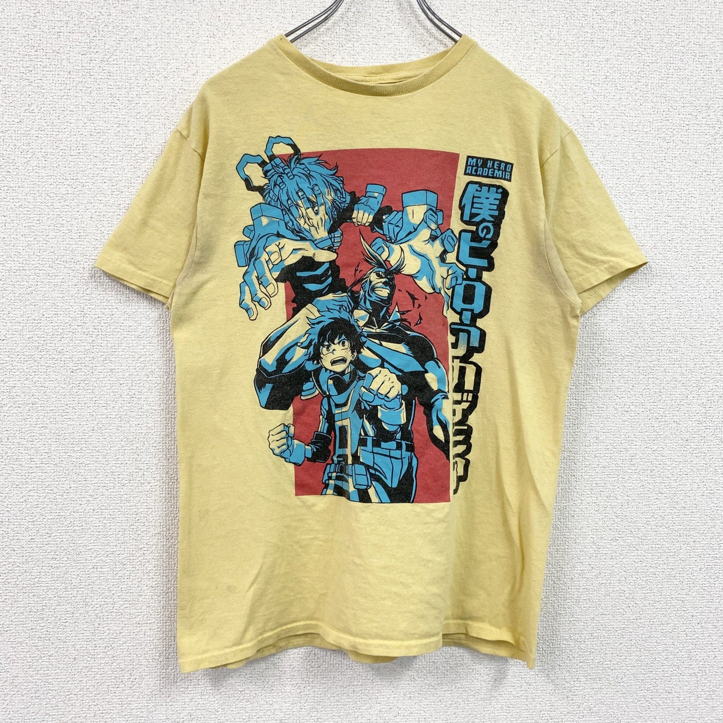 古着 used　僕のヒーローアカデミア　半袖アニメプリントTシャツ　ジャンプ　レトロ　クルーネック　黄色　イエロー　Mサイズ　