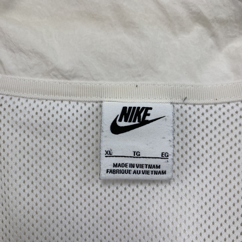NIKE　ナイキ　ウーブンジャケット　スウッシュ　ラグランスリーブ　デカロゴ　刺繍ロゴ　白　ホワイト　XLサイズ