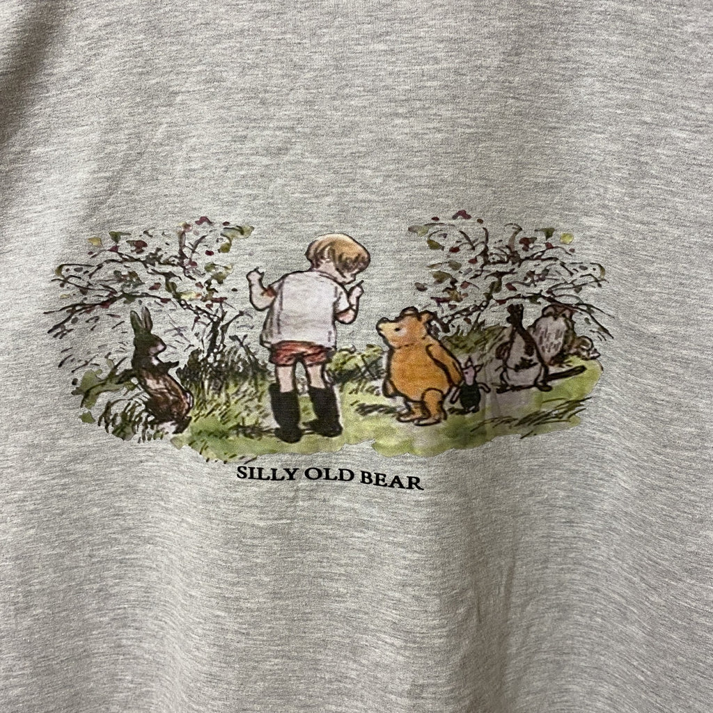 古着 used　SILLY OLD BEAR　長袖プリントスウェット　トレーナー　くまのプーさん　キャラクター　グレー　レトロ
