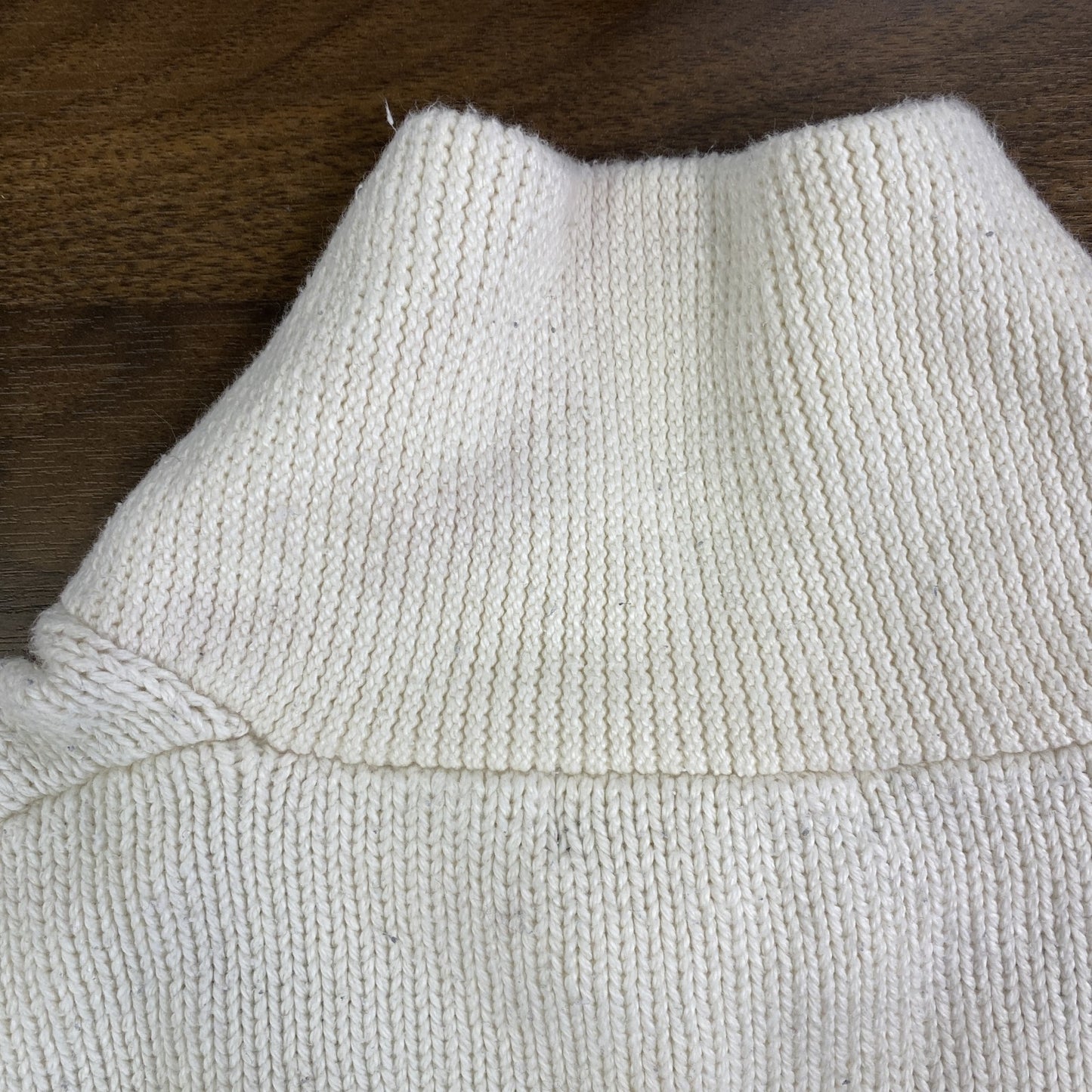 古着 used　長袖ノルディック柄カウチンニット　セーター　ハイネック　レトロデザイン　トナカイ　鹿　白　黒　秋冬服