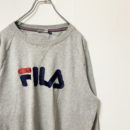 FILA　フィラ　スウェット/トレーナー　ラグランスリーブ　前V　デカロゴ　クルーネック　灰色　グレー　XXLサイズ