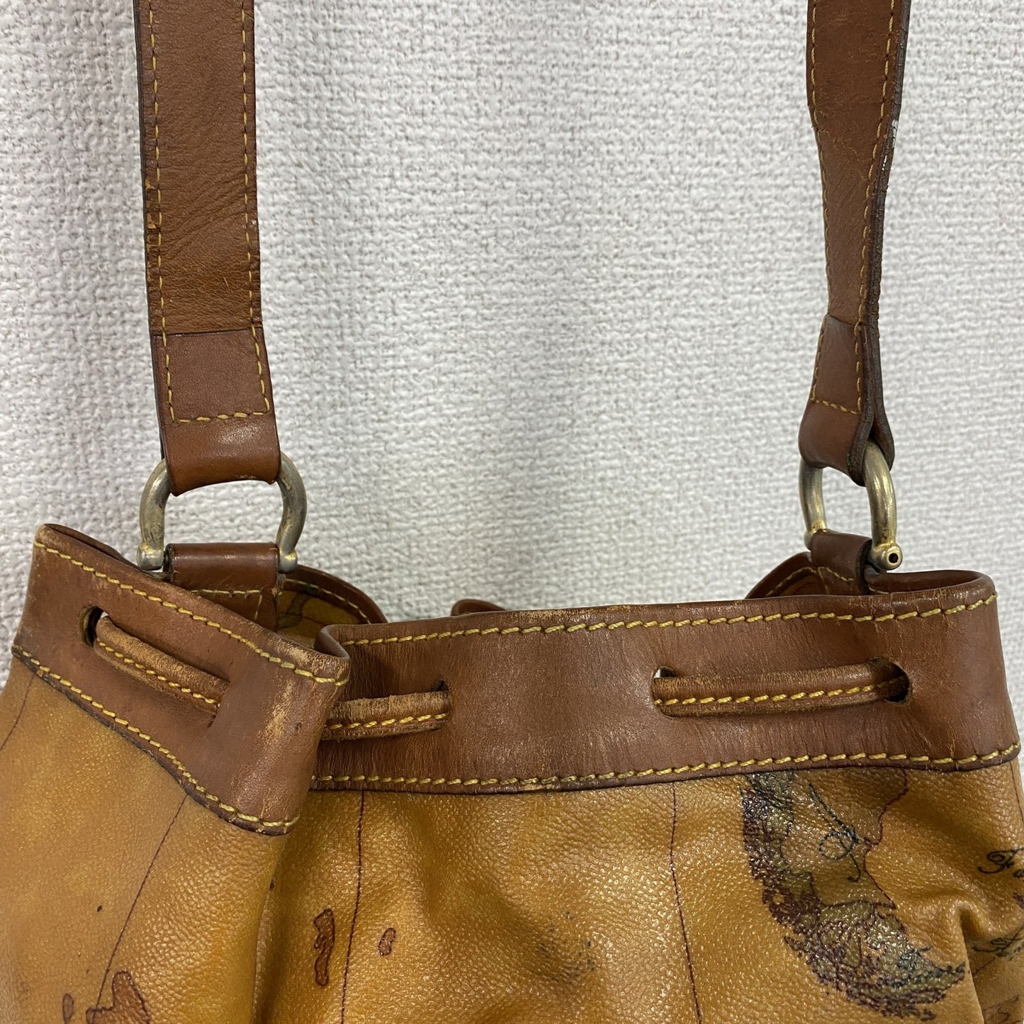 PRIMA CLASSE　プリマクラッセ　地図柄ショルダーバッグ　キャメル　