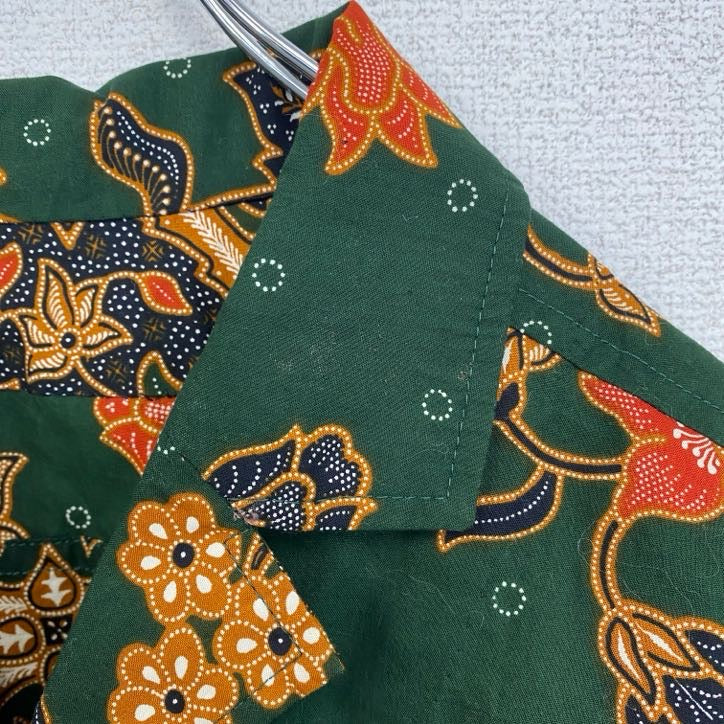 古着 used　半袖総柄シャツ　幾何学模様　ペイズリー　和柄　両ポケット　レトロデザイン　開襟　バティックシャツ