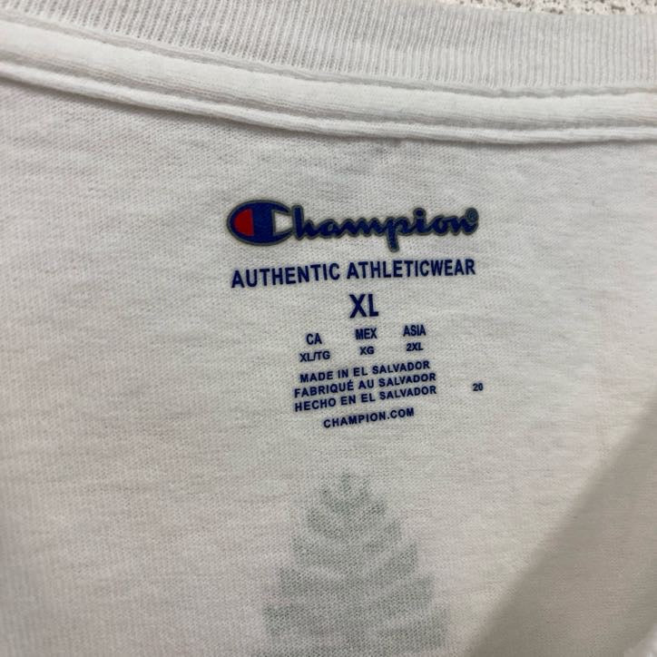 古着 used　Champion　チャンピオン　長袖デザインプリントTシャツ　ロンT　背番号　BIG GREEN　白　XLサイズ