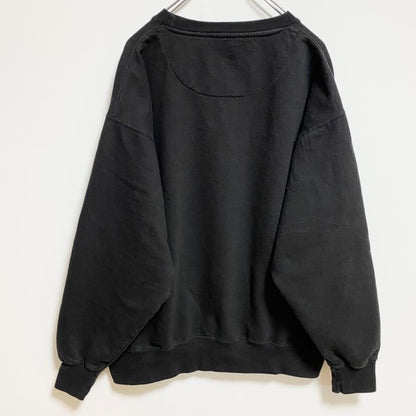 古着 used　長袖ロゴプリントスウェット　トレーナー　クルーネック　アルファベット　黒　ブラック　レトロデザイン　秋冬服