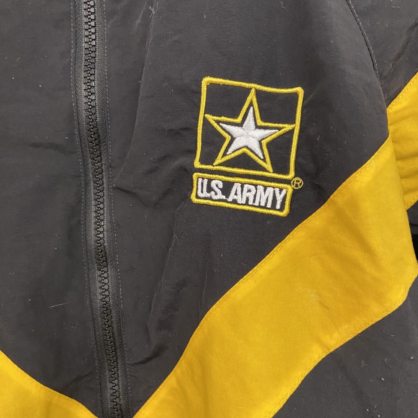U.S.ARMY　IPFU　トレーニングジャケット　ナイロンジャケット　ミリタリー　米軍　黒　ブラック　XSサイズ