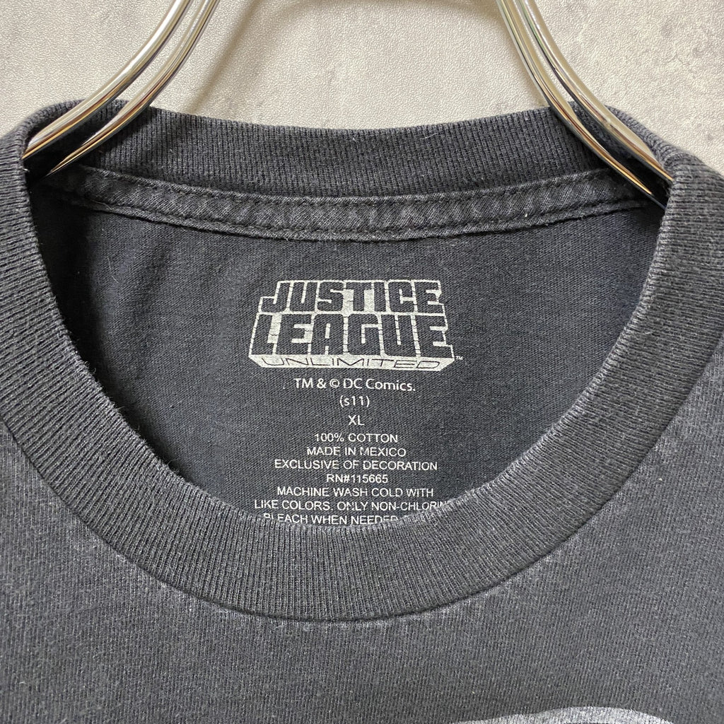 古着 used　DC Comics　JUSTICE LEAGUE　半袖アメコミプリントTシャツ　黒　ビッグシルエット　XLサイズ