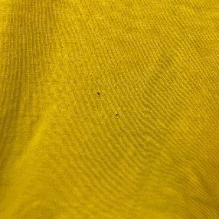 古着 used　RE WARD　半袖VネックプリントTシャツ　ラスベガス　街並み　黄色　イエロー　レトロデザイン　Mサイズ
