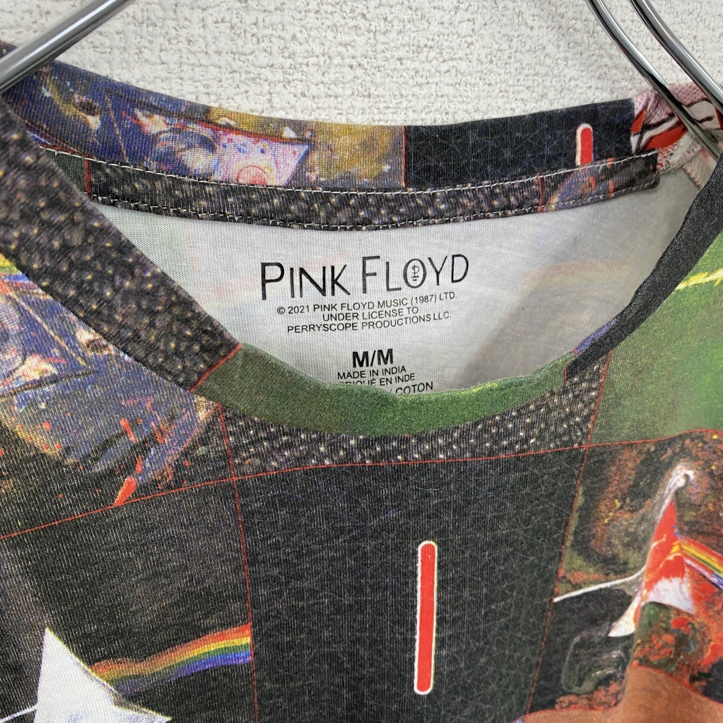 古着 used　PINK FLOYD　ピンクフロイド　半袖総柄Tシャツ　派手柄　ブロック柄　クルーネック　Mサイズ