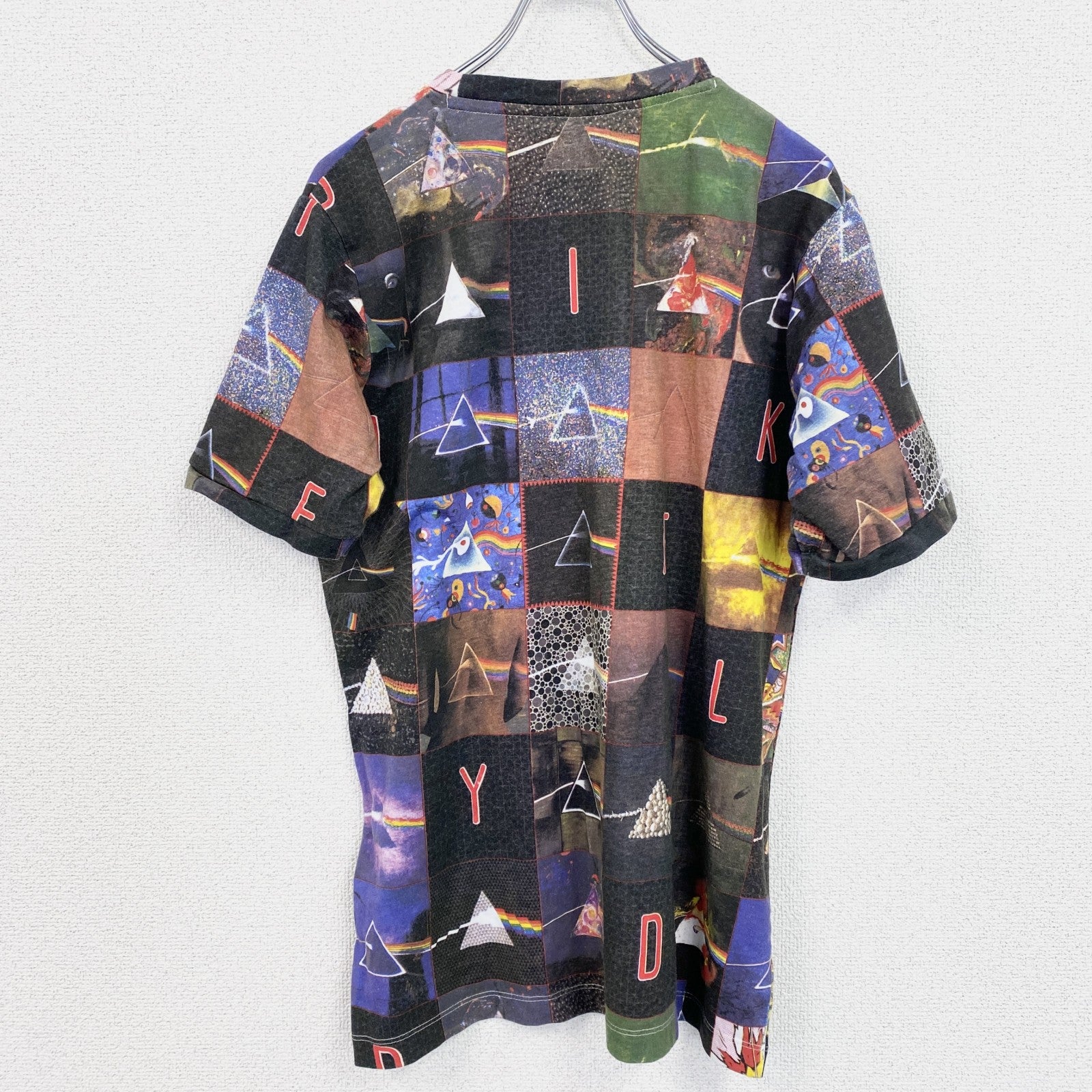 古着 used　PINK FLOYD　ピンクフロイド　半袖総柄Tシャツ　派手柄　ブロック柄　クルーネック　Mサイズ