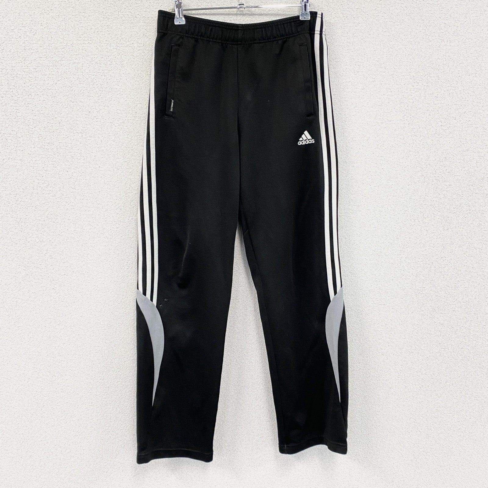 adidas　アディダス　トラックパンツ　ジャージパンツ　黒　ブラック　Sサイズ