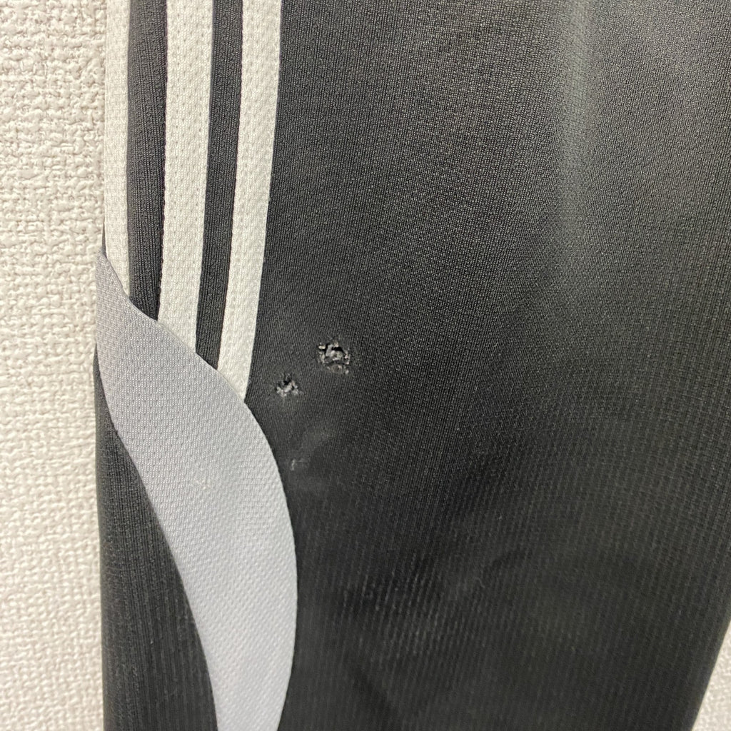 adidas　アディダス　トラックパンツ　ジャージパンツ　黒　ブラック　Sサイズ
