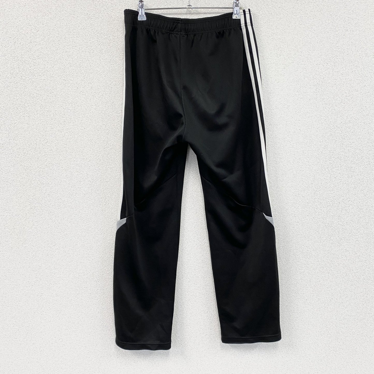 adidas　アディダス　トラックパンツ　ジャージパンツ　黒　ブラック　Sサイズ