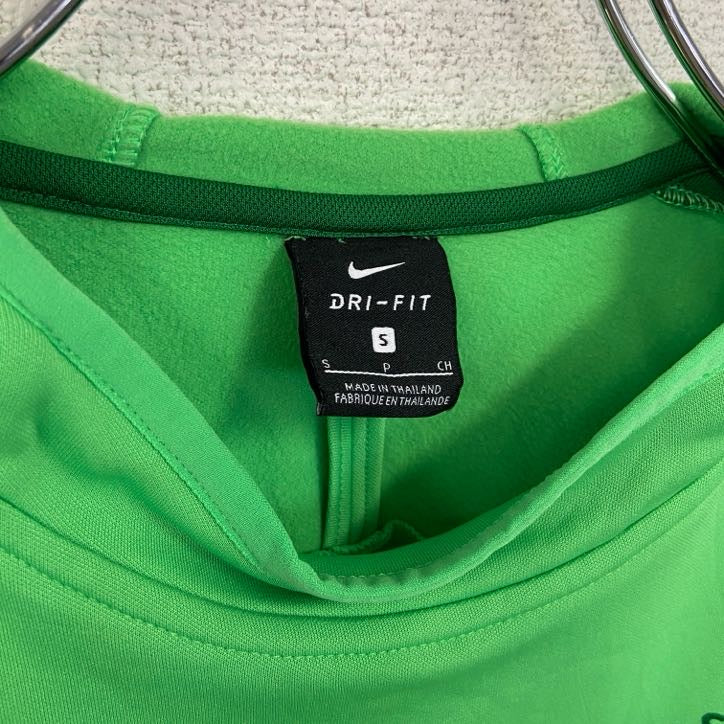 古着 used　NIKE　ナイキ　長袖パーカー　フーディー　100%コットン　レトロデザイン　黄緑　ライトグリーン　Sサイズ