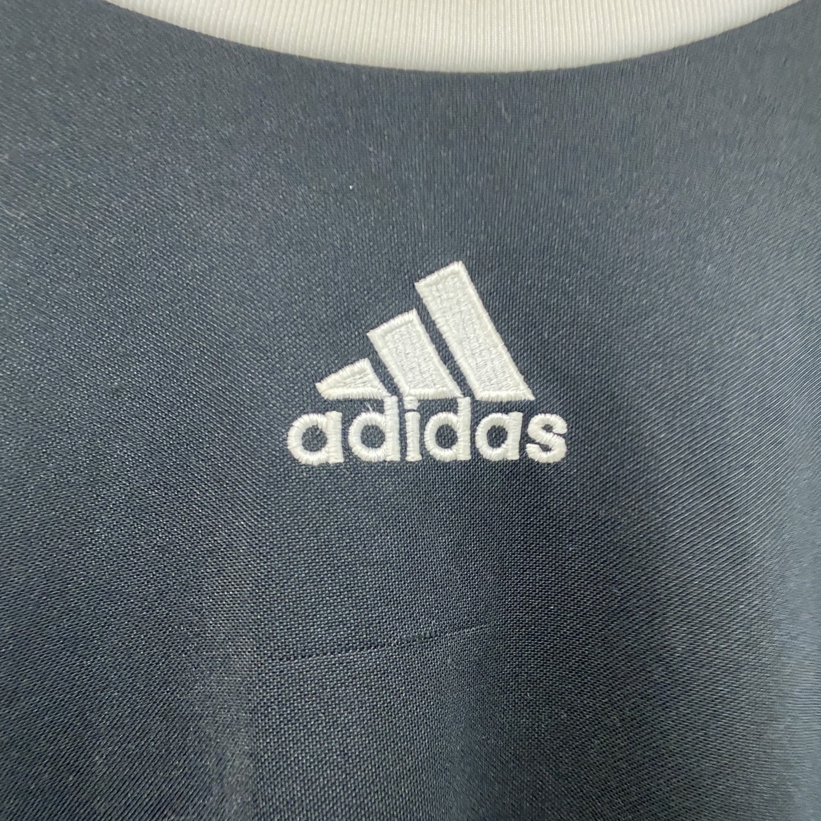 adidas　アディダス　長袖Tシャツ　ロンT　黒　ブラック　Mサイズ
