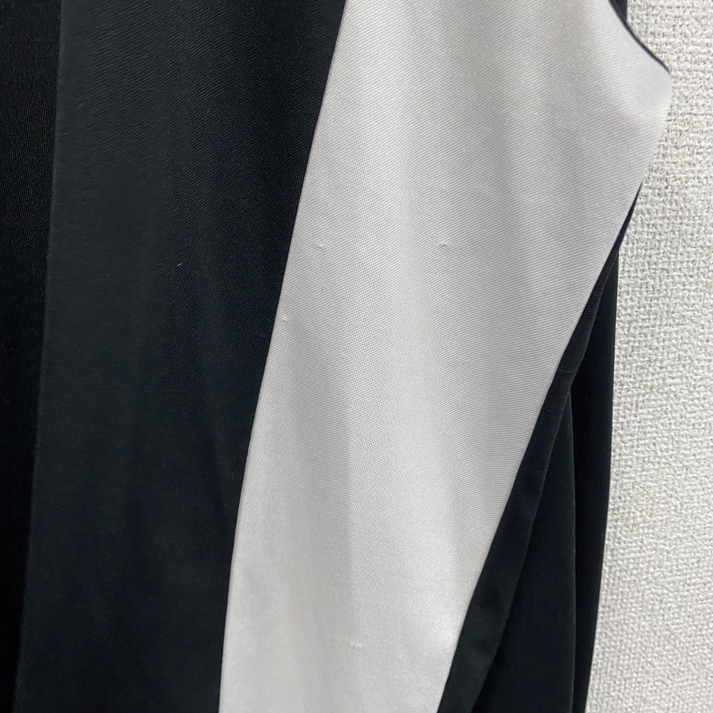 adidas　アディダス　長袖Tシャツ　ロンT　黒　ブラック　Mサイズ
