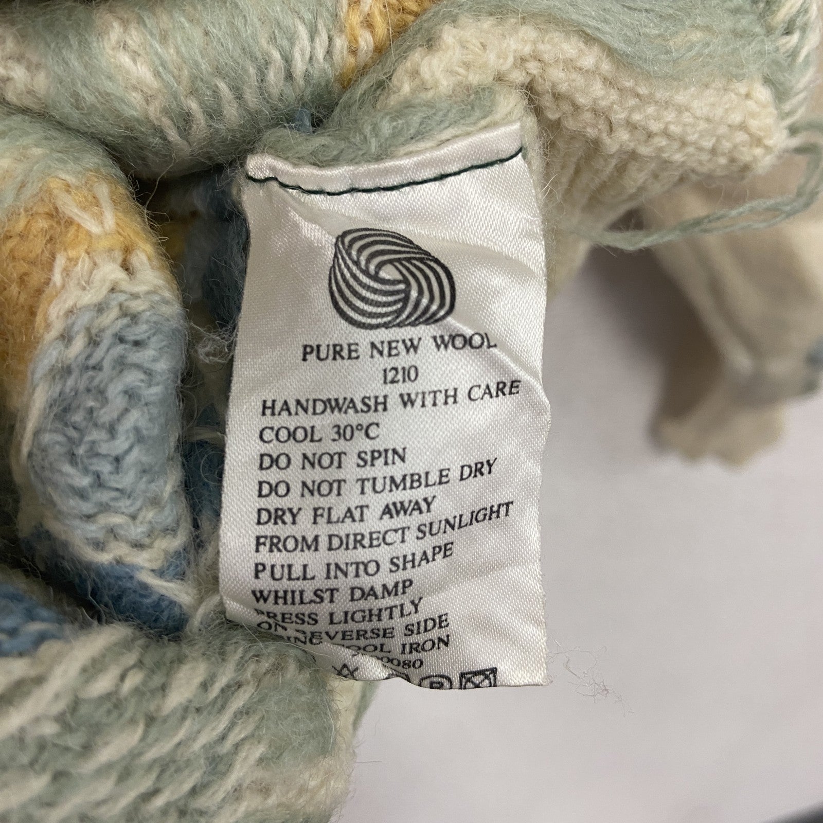 ～00s　Tulchan　ウールニットセーター　Pure New Wool　総柄　ヴィンテージ　アイボリー　Sサイズ