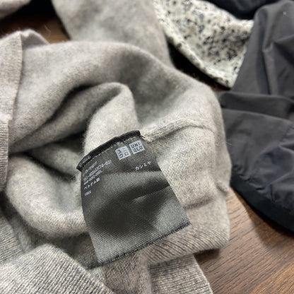 UNIQLO　ユニクロ　Vネックカシミヤニットセーター　灰色　グレー　Lサイズ