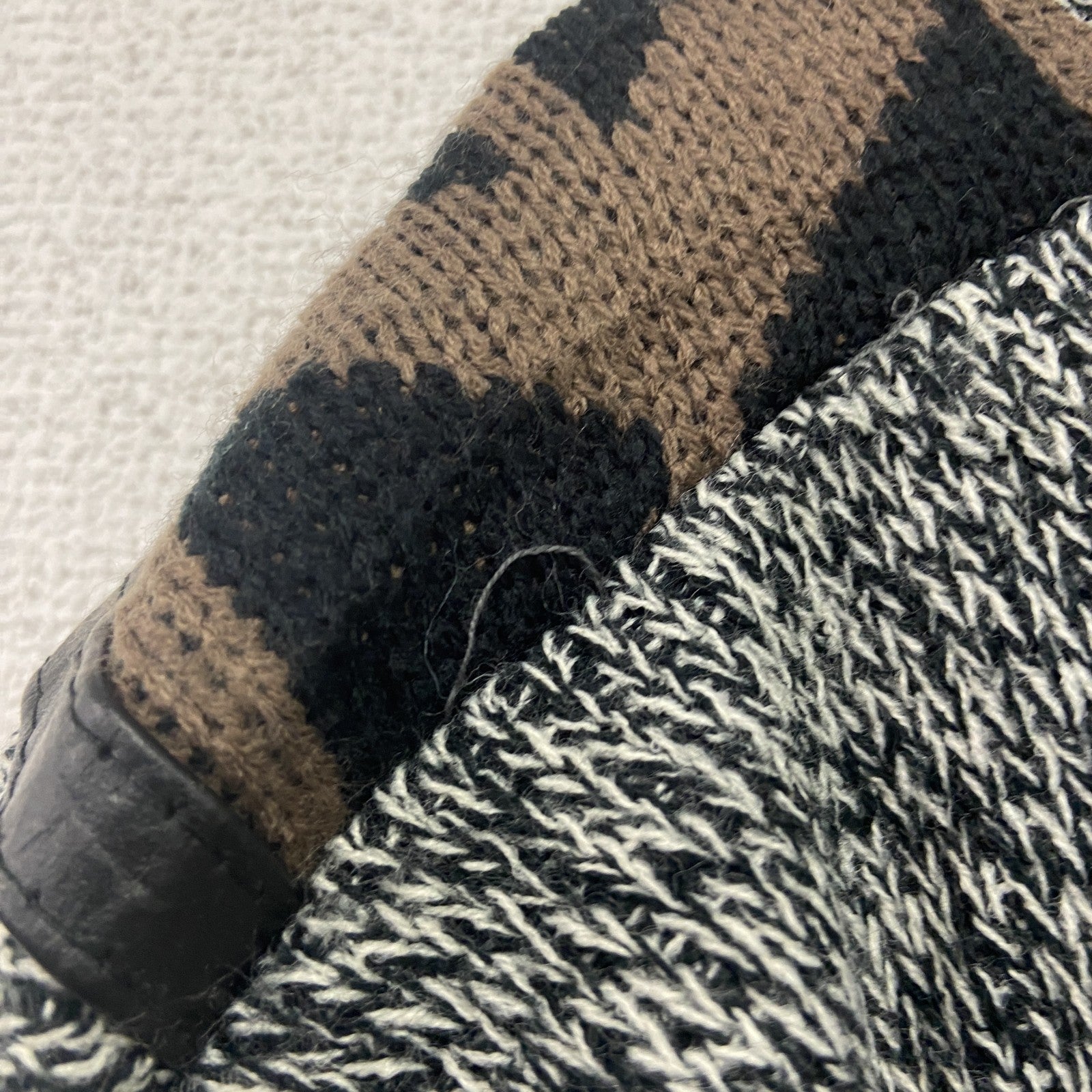 90s　URBAN WORKS　アクリルニットセーター　Vネック　総柄　ヴィンテージ　灰色　グレー　XLサイズ