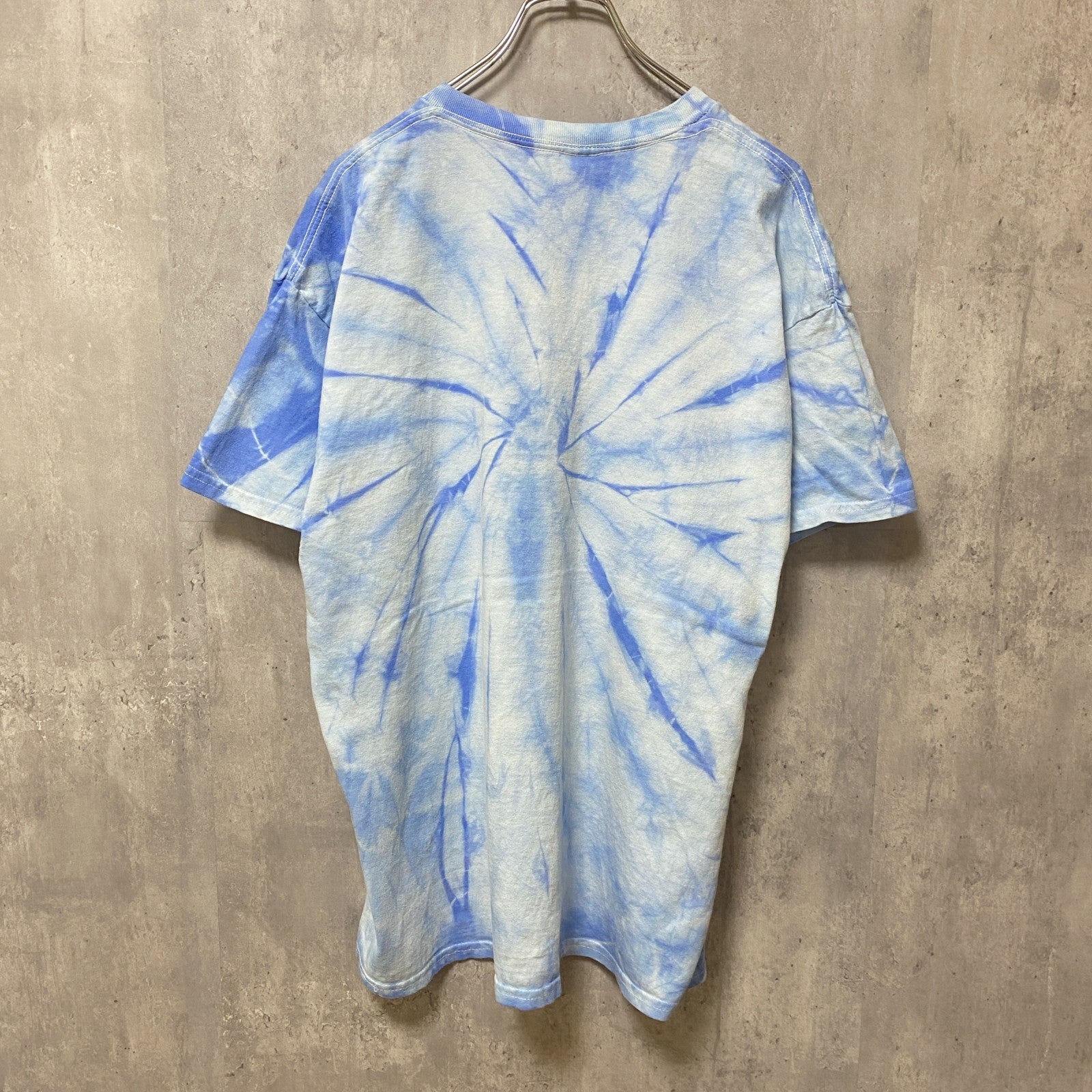 古着 used　半袖プリントTシャツ　タイダイTシャツ　ロゴ　水色　ブルー　ビッグシルエット　オーバーサイズ　XLサイス