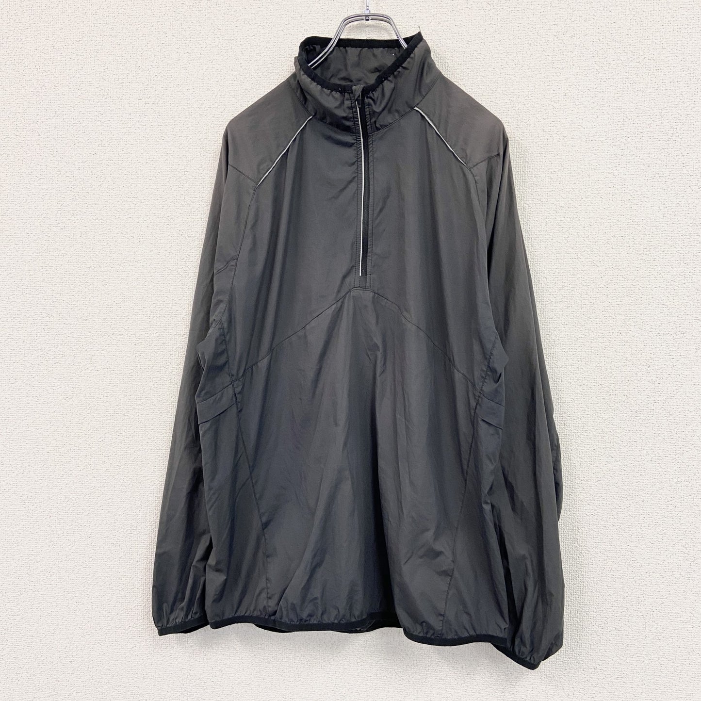 NIKE　ナイキ　ハーフジッププルオーバージャケット　ダークグレー　XLサイズ