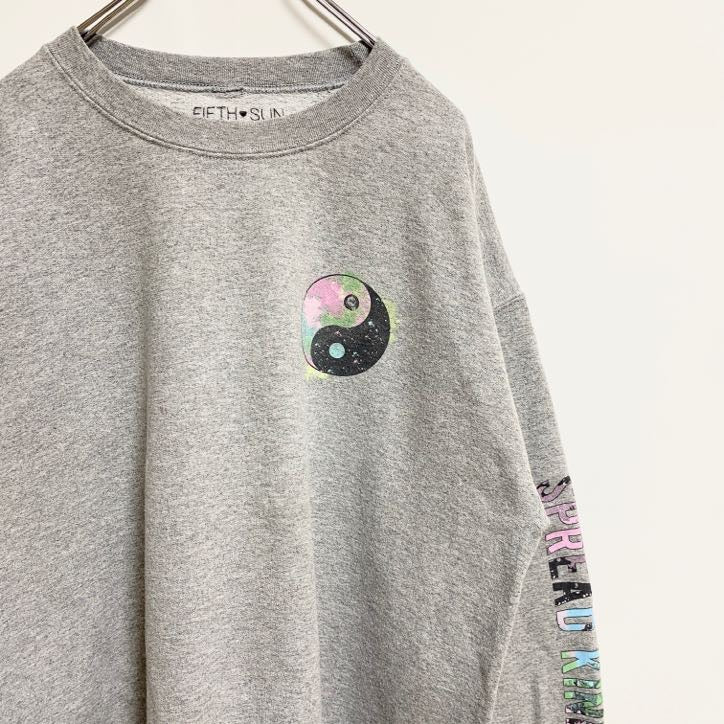 古着 used　FIFTHSUN　長袖スウェット　トレーナー　陰陽マーク　クルーネック　グレー　レトロ　Lサイズ