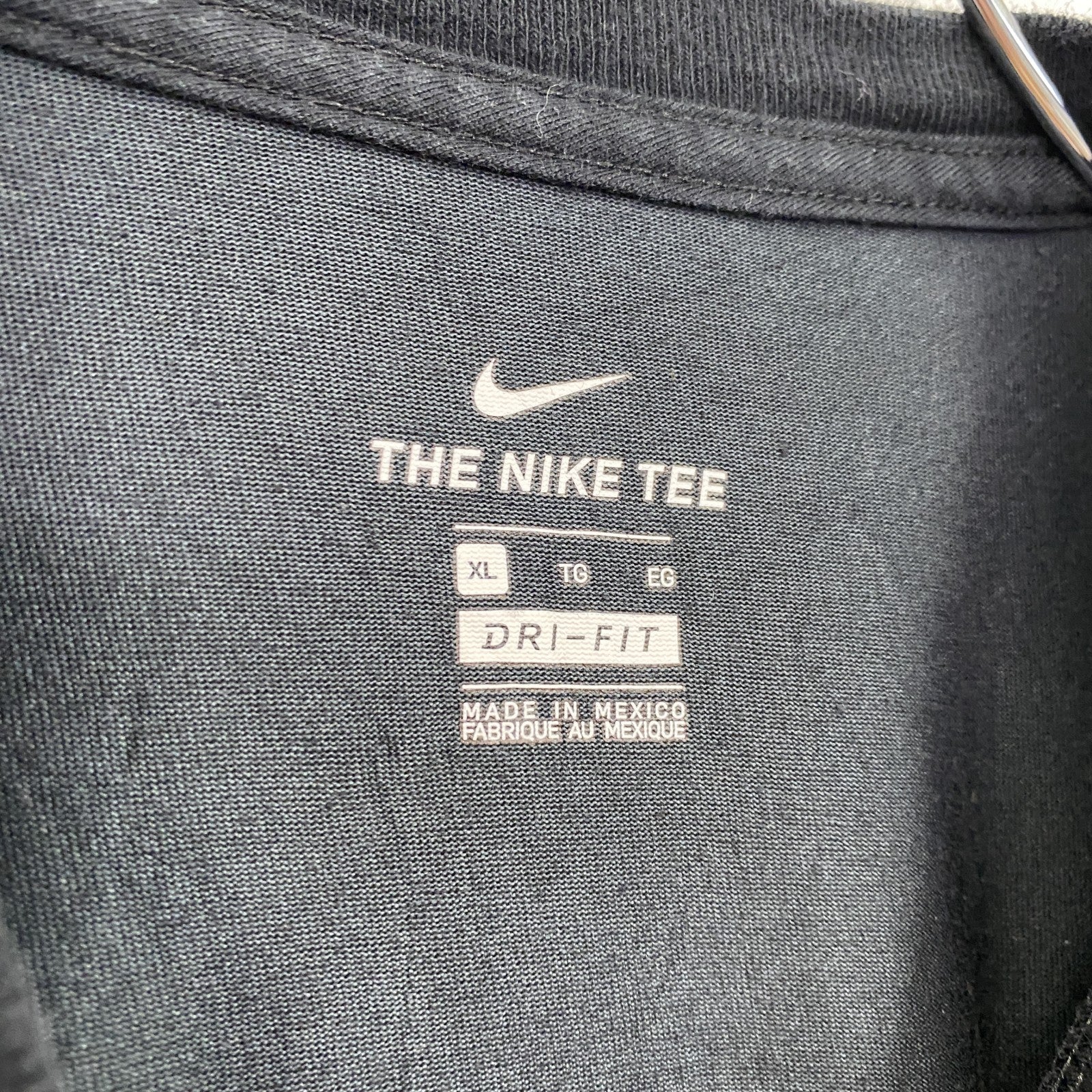 古着 used　NIKE　ナイキ　半袖英語ロゴプリントＴシャツ　クルーネック　BEAST　黒　ブラック　XLサイズ