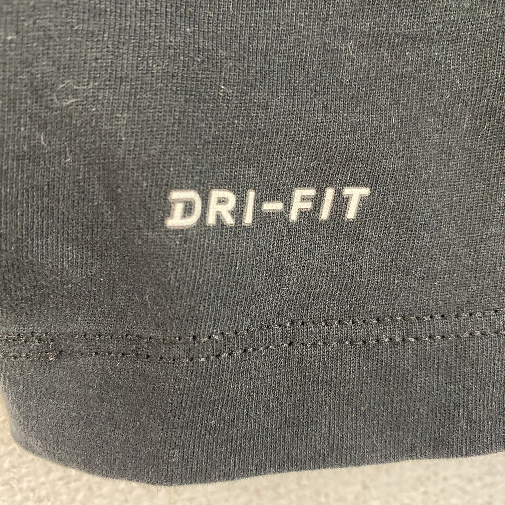 古着 used　NIKE　ナイキ　半袖英語ロゴプリントＴシャツ　クルーネック　BEAST　黒　ブラック　XLサイズ