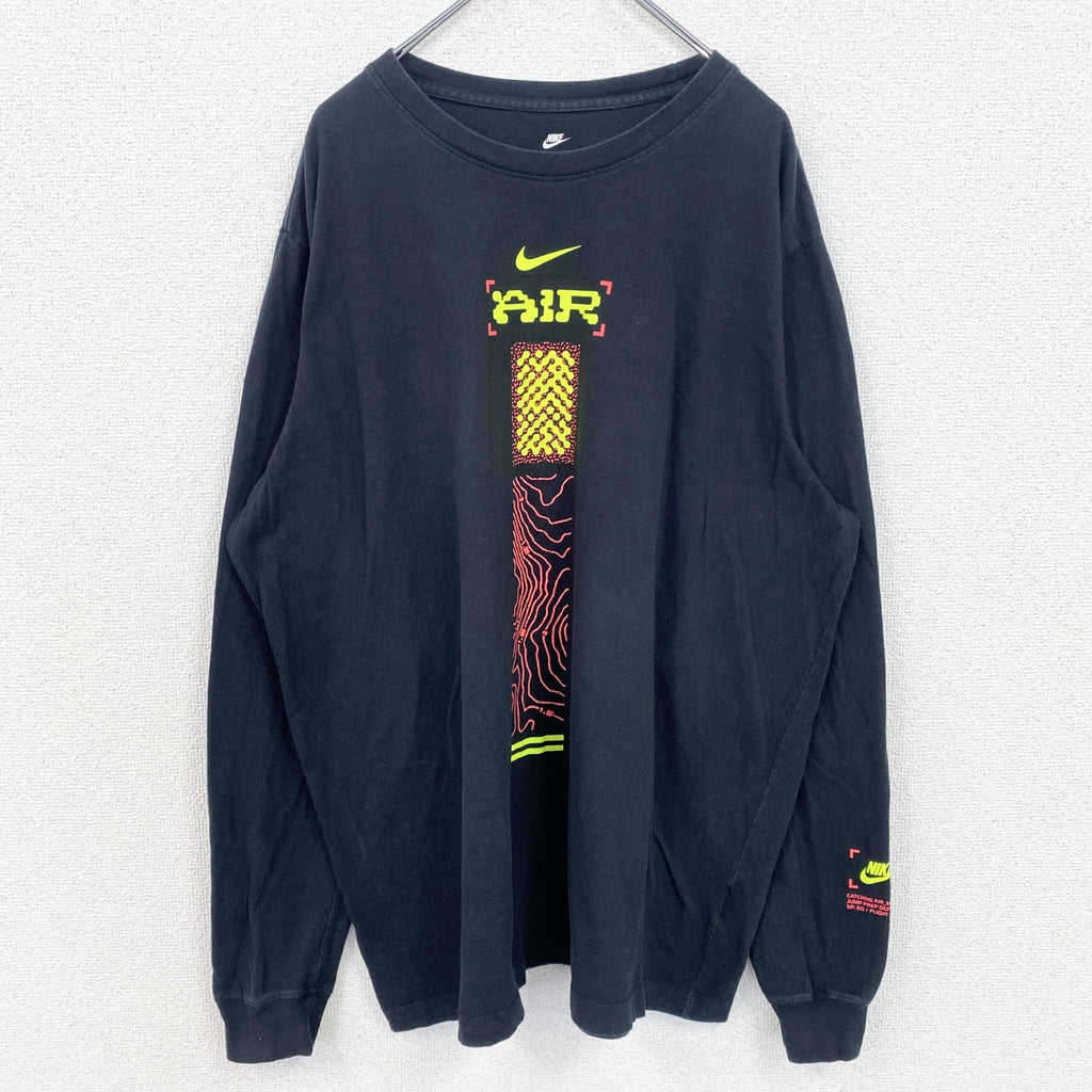 古着 used　NIKE　ナイキ　長袖プリントTシャツ　クルーネックロンT　黒　ブラック　ビッグシルエット　2XLサイズ