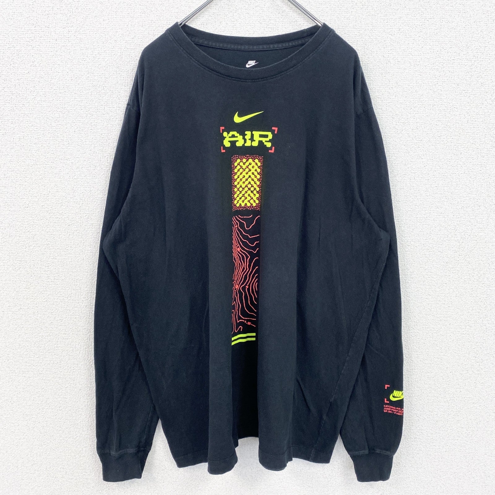 古着 used　NIKE　ナイキ　長袖プリントTシャツ　クルーネックロンT　黒　ブラック　ビッグシルエット　2XLサイズ