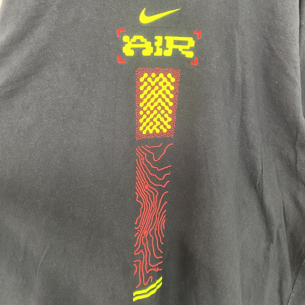 古着 used　NIKE　ナイキ　長袖プリントTシャツ　クルーネックロンT　黒　ブラック　ビッグシルエット　2XLサイズ