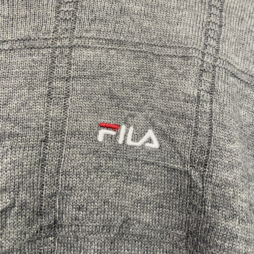 FILA　フィラ　ニットセーター　タートルネック　ハイネック　チェック柄　刺繍ロゴ　スポーツミックス　灰色　グレー