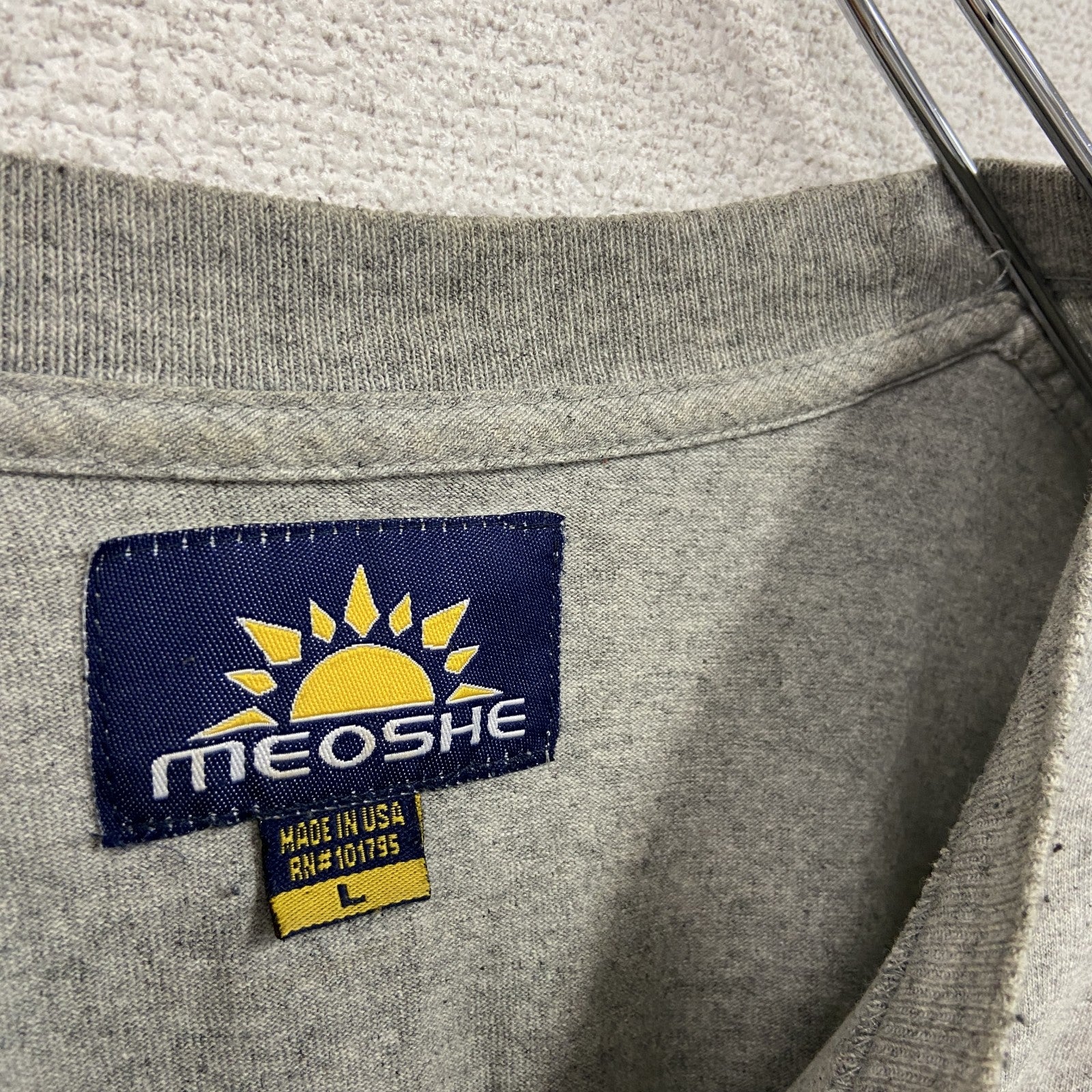 MEOSHE　半袖プリントTシャツ　灰色　グレー　Lサイズ