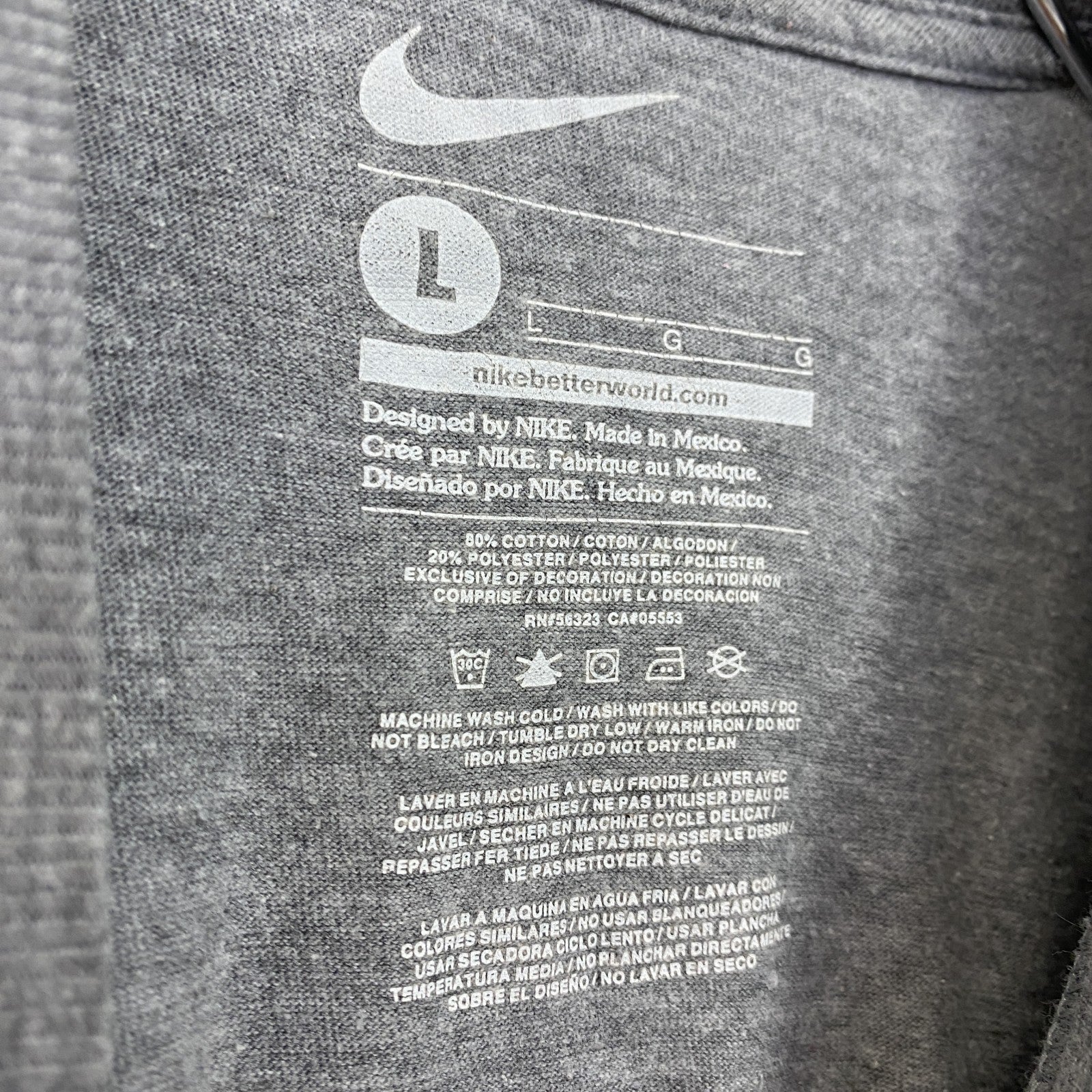 古着 used　NIKE　ナイキ　半袖英語ロゴプリントＴシャツ　クルーネック　グレー　カジュアルデザイン　Lサイズ