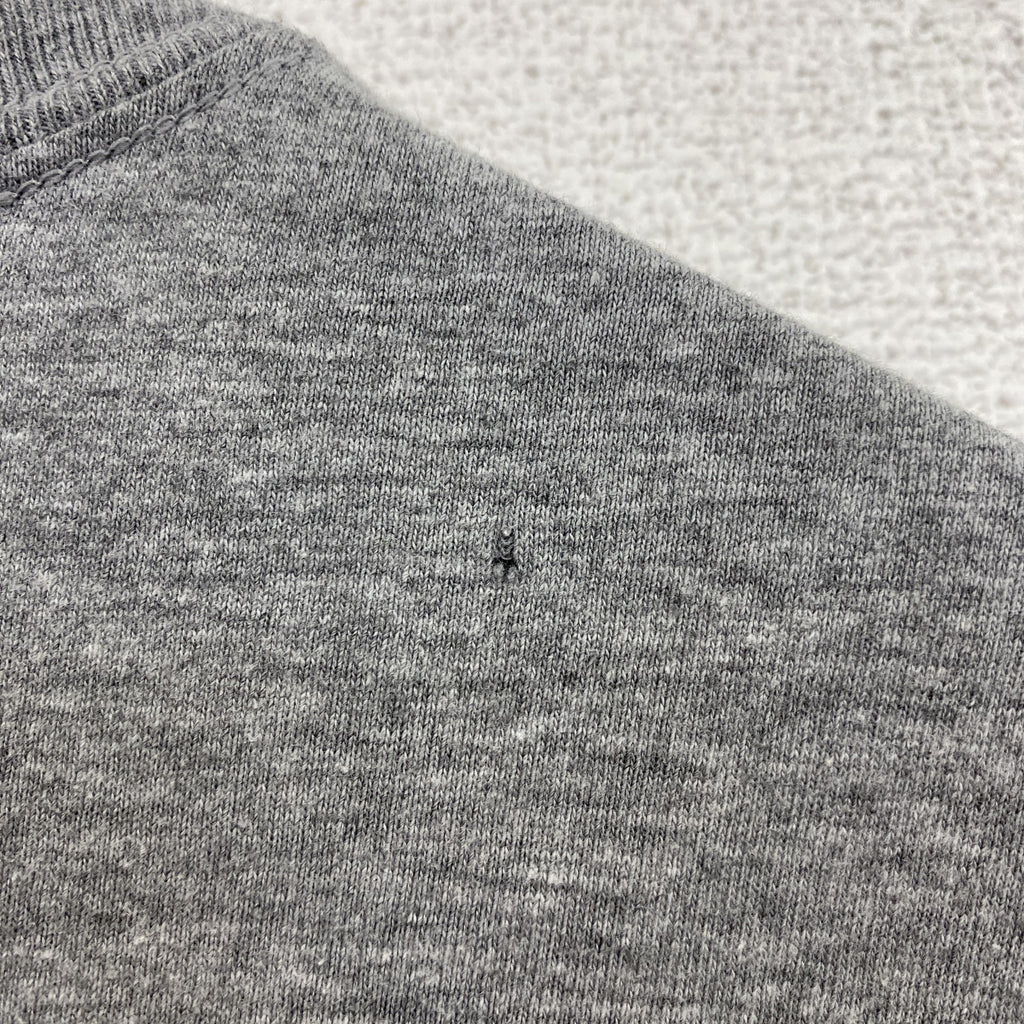 古着 used　NIKE　ナイキ　半袖英語ロゴプリントＴシャツ　クルーネック　グレー　カジュアルデザイン　Lサイズ