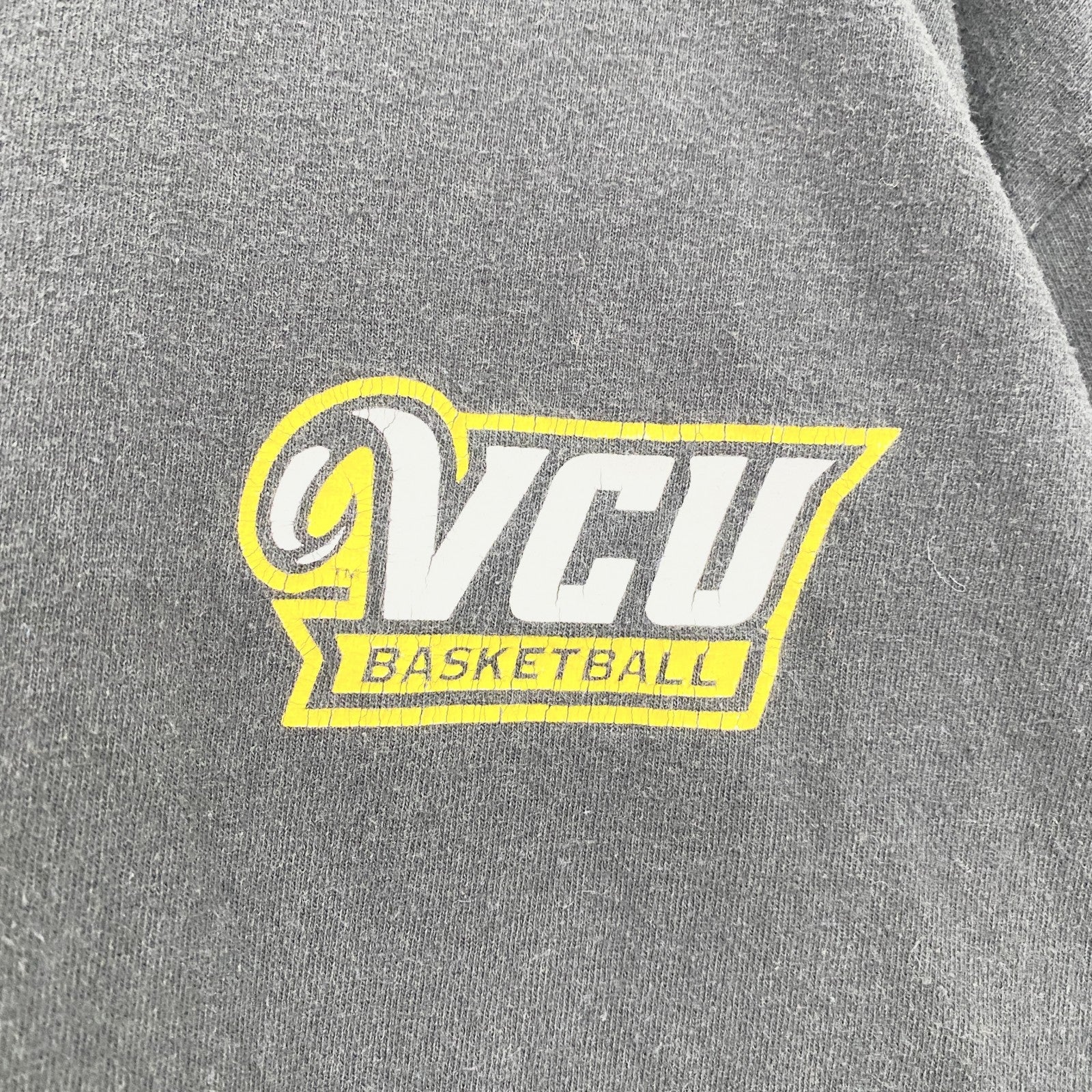 古着 used　Champion　チャンピオン　半袖カレッジプリントＴシャツ　バスケットボール　大学　黒　ブラック　Lサイズ