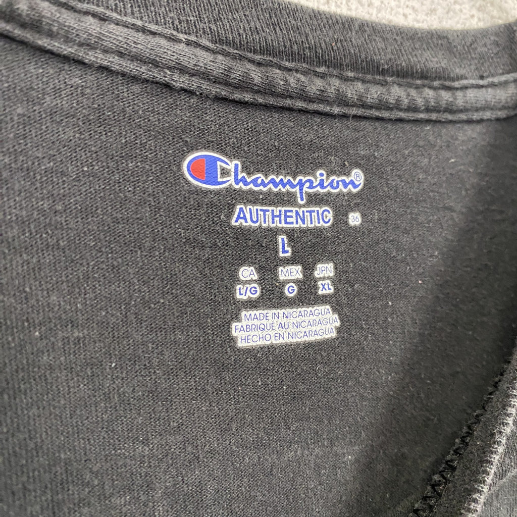 古着 used　Champion　チャンピオン　半袖カレッジプリントＴシャツ　バスケットボール　大学　黒　ブラック　Lサイズ