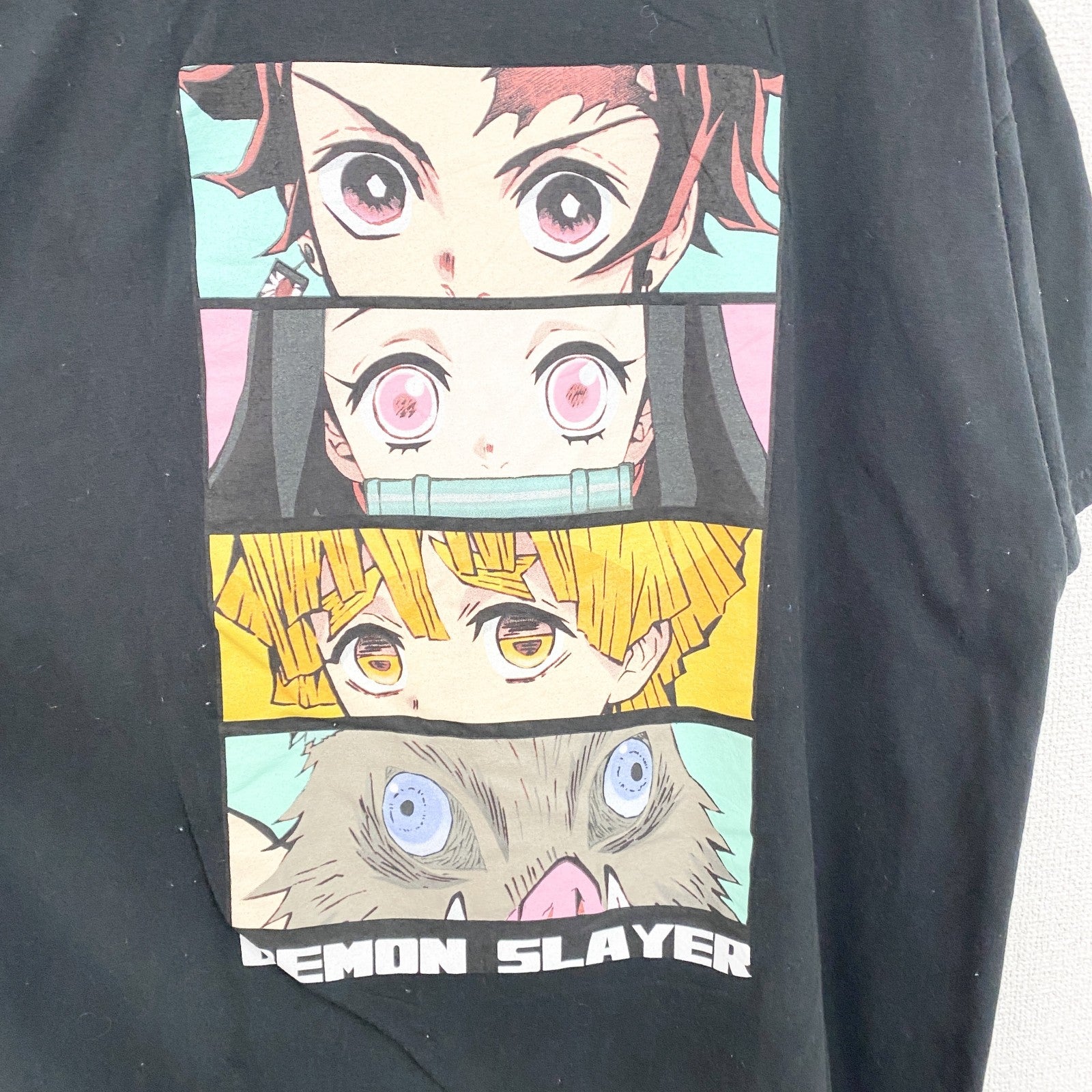古着 used　鬼滅の刃　DEMON SLAYER　炭治郎　ねず子　半袖アニメプリントTシャツ　キャラデザイン　黒　XLサイズ