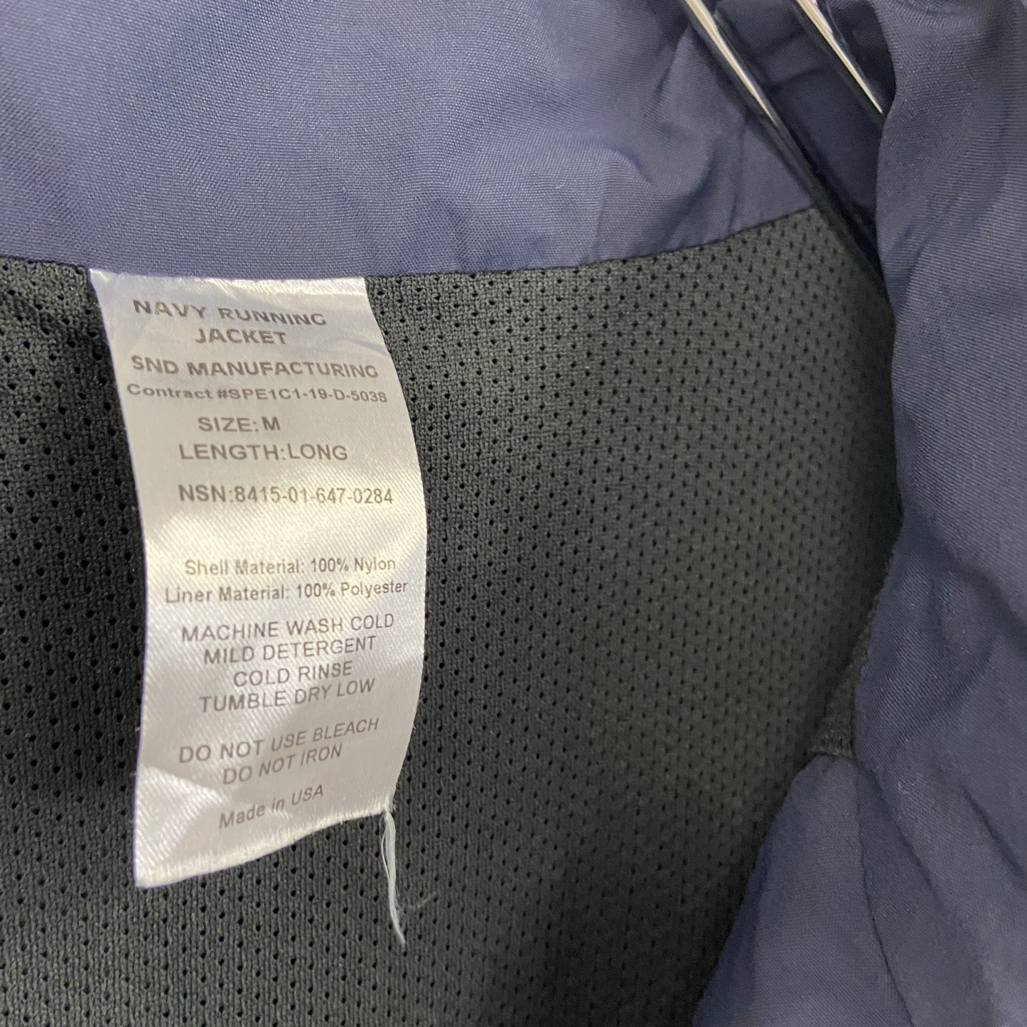 U.S.NAVY　RUNNING JACKET　ナイロンジャケット　ミリタリー　米軍　デカロゴ　紺　ネイビー　Mサイズ