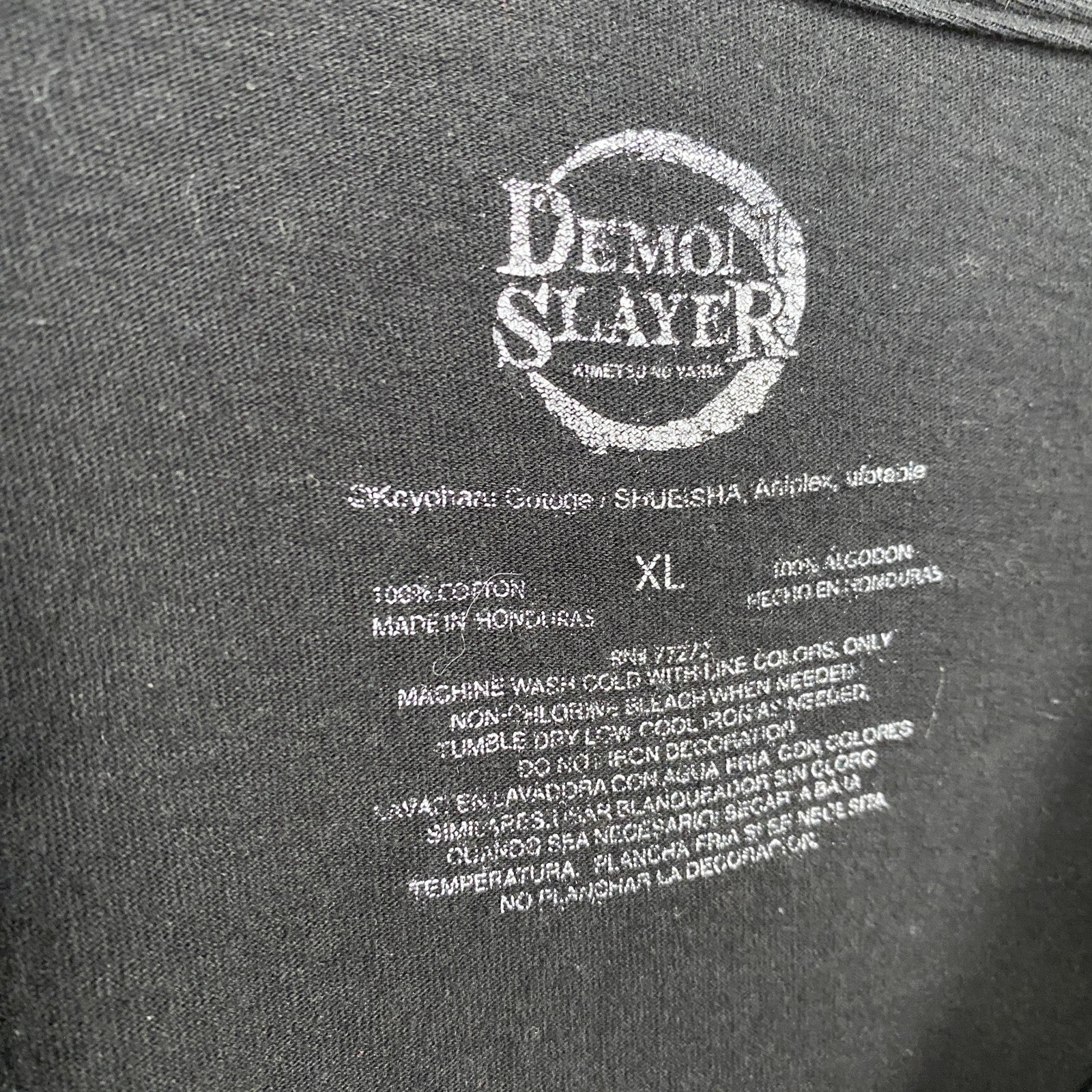 古着 used　鬼滅の刃　DEMON SLAYER　炭治郎　ねず子　半袖アニメプリントTシャツ　キャラデザイン　黒　XLサイズ