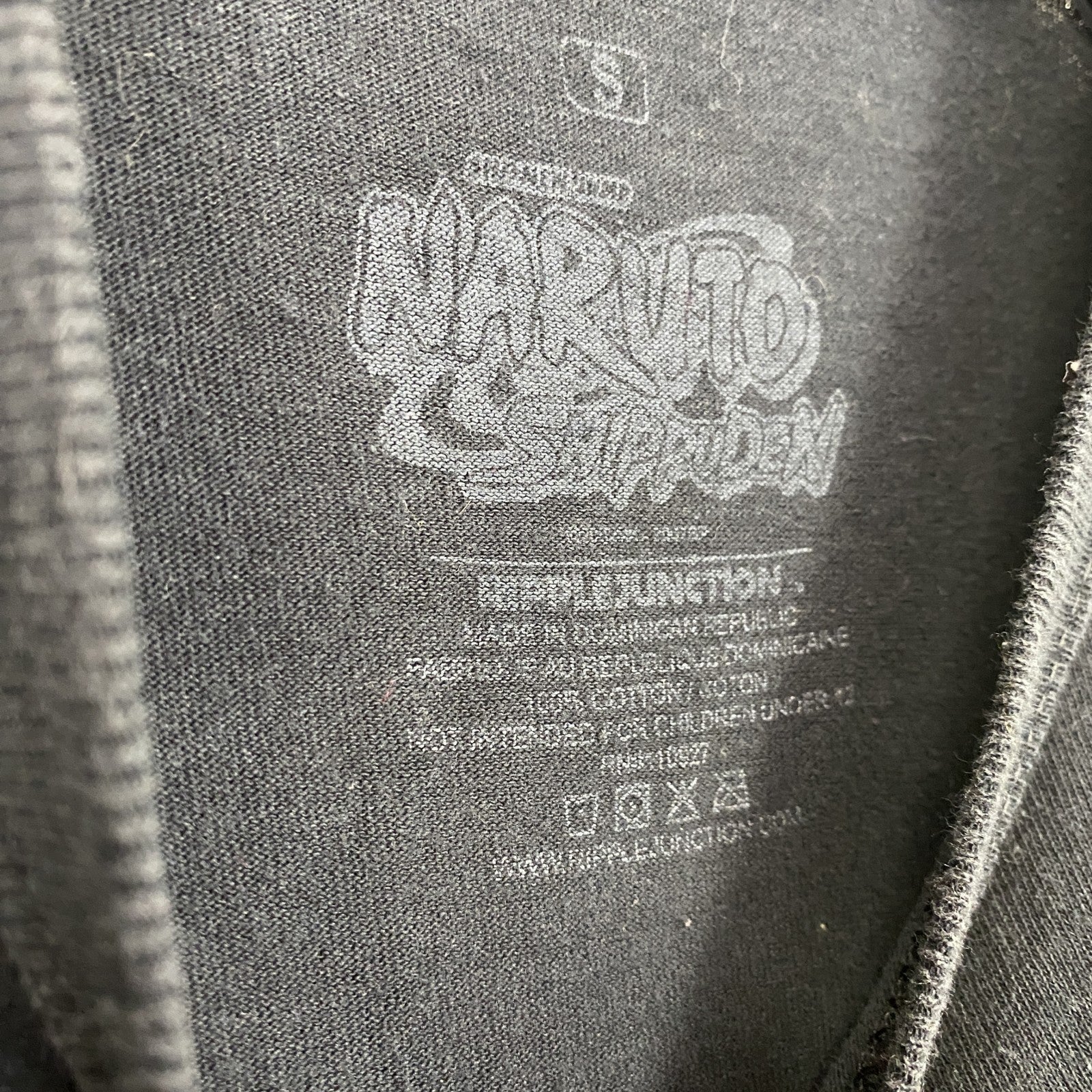 古着 used　NARUTO　ナルト疾風伝　カカシ　半袖アニメプリントＴシャツ　キャラクターデザイン　黒　ブラック　Sサイズ