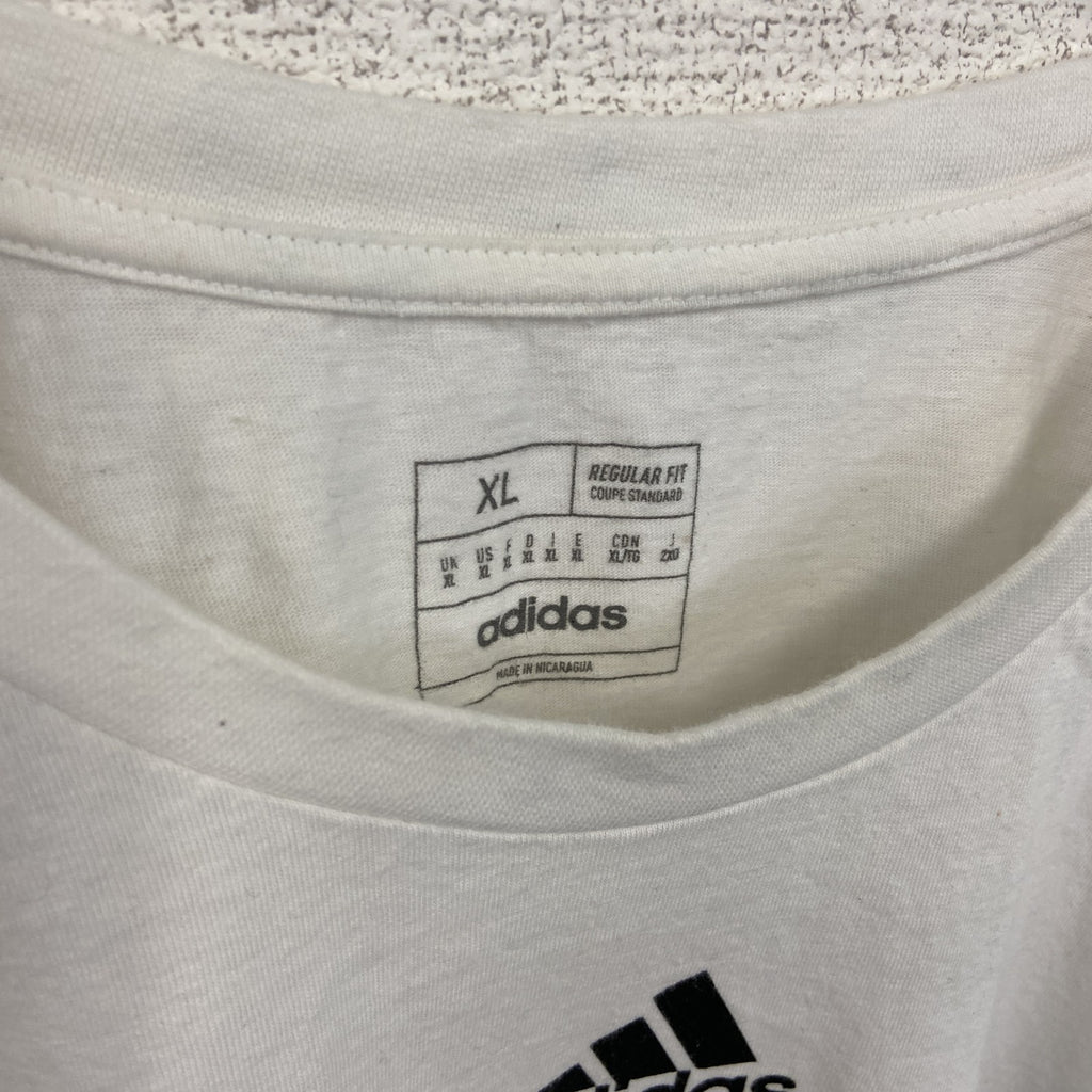 古着 used　Adidas　アディダス　半袖カレッジプリントTシャツ　クルーネック　カソリックセントラル　ホワイト　XLサイズ
