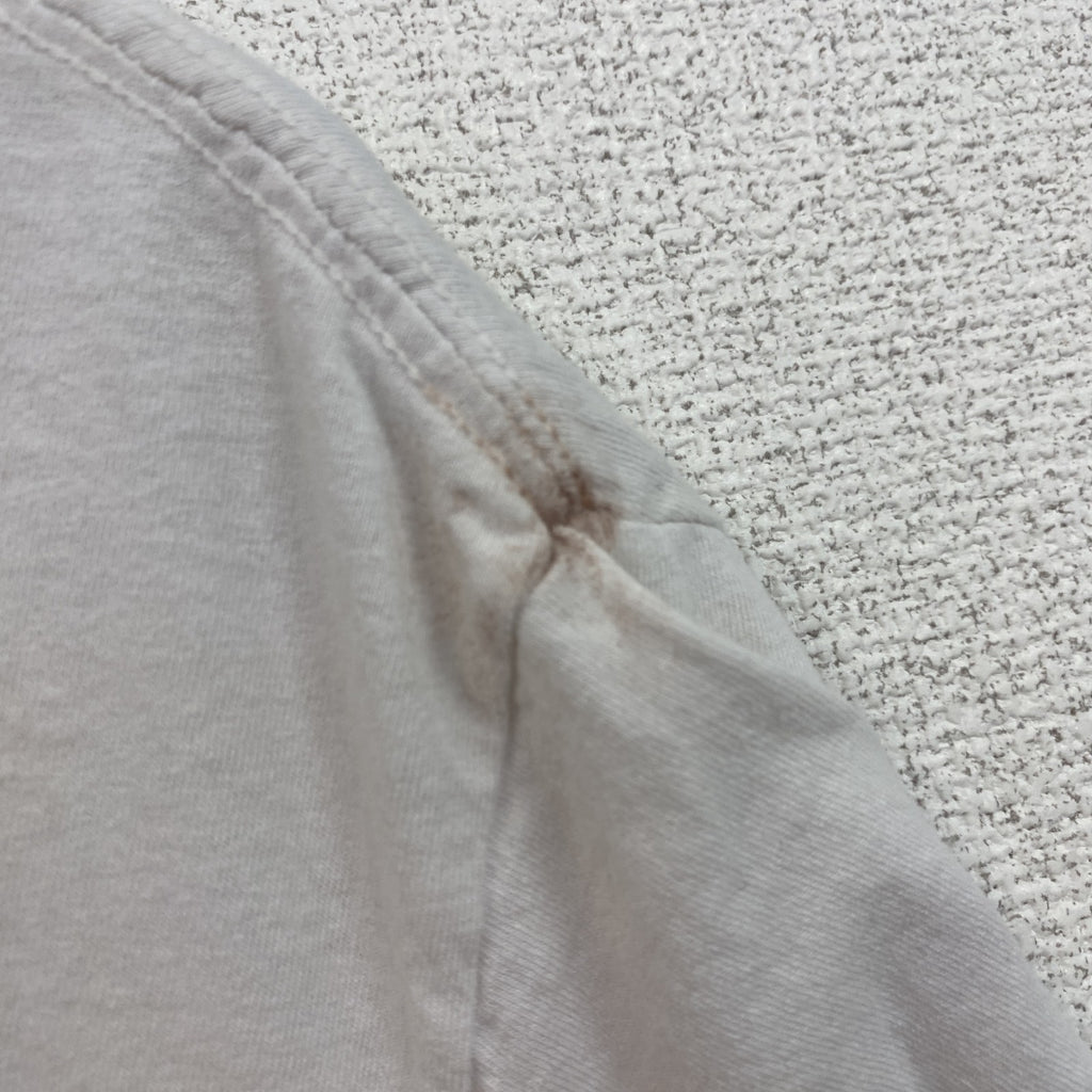 古着 used　NARUTO　ナルト疾風伝　半袖アニメプリントＴシャツ　キャラクターデザイン　白　ホワイト　Sサイズ