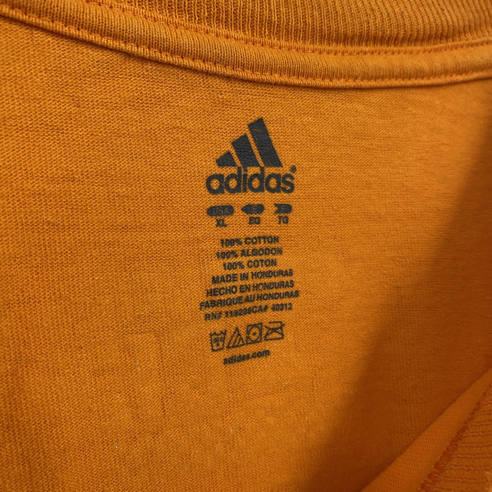 古着 used　adidas　アディダス　半袖カレッジプリントTシャツ　テネシー大学　フットボール　オレンジ　XLサイズ